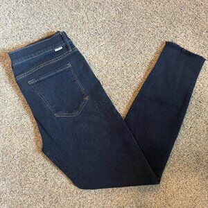 MOTHER Dark Wash Looker Ankle Fray w/ Raw Hem (Size 29/30)